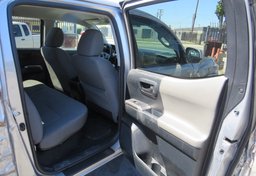 2017 Toyota Tacoma - Image 23