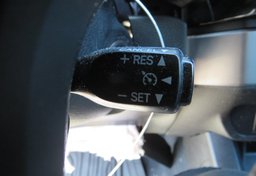 2017 Toyota Tacoma - Image 41