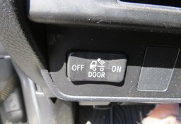 2017 Toyota Tacoma - Image 38