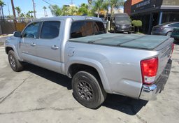 2017 Toyota Tacoma - Image 7