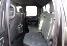 2019 Ram 1500 - Image 35