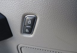 2019 Ford F-150 - Image 41