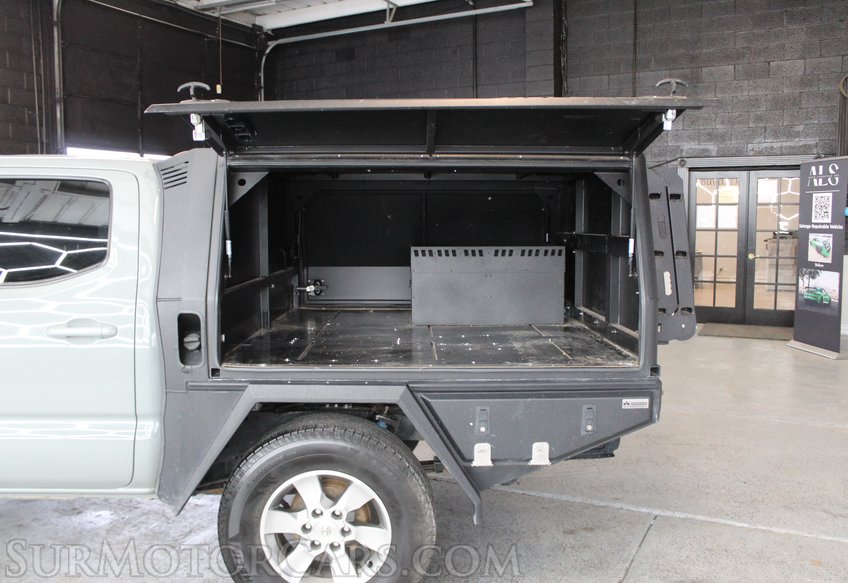 2022 Toyota Tacoma TRD Off Road - Image 34