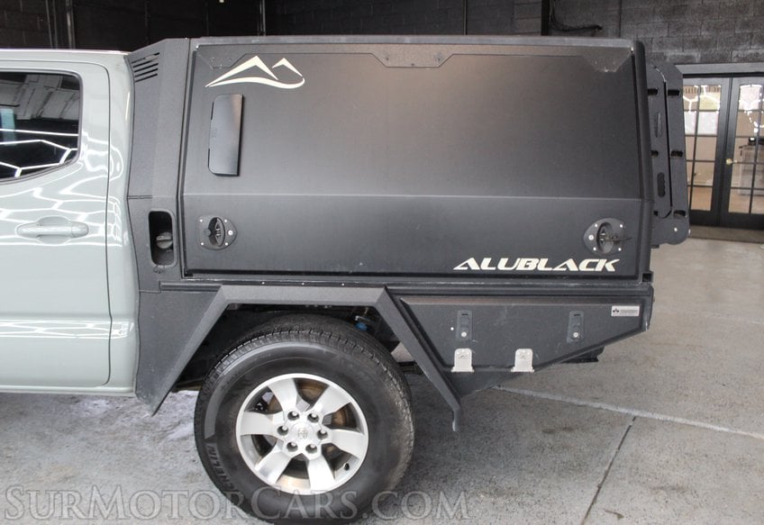 2022 Toyota Tacoma TRD Off Road - Image 28