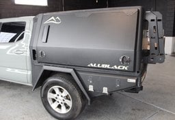 2022 Toyota Tacoma TRD Off Road - Image 22