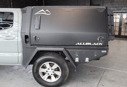 2022 Toyota Tacoma TRD Off Road - Image 28