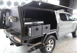 2022 Toyota Tacoma TRD Off Road - Image 21