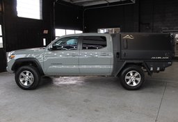 2022 Toyota Tacoma TRD Off Road - Image 11