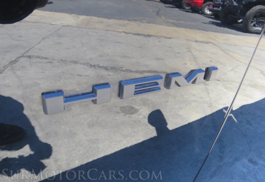 2020 Dodge Challenger - Image 18