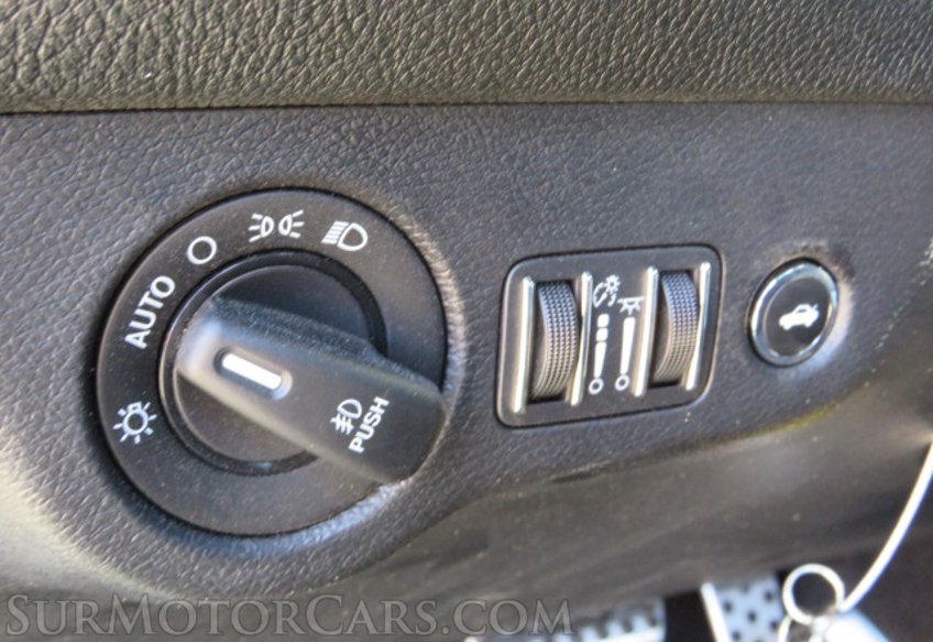 2020 Dodge Challenger - Image 33