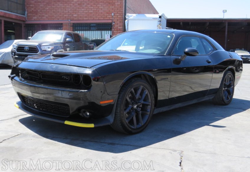 2020 Dodge Challenger - Image 3