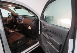 2022 Chevrolet Colorado - Image 21