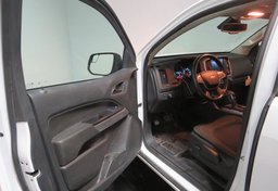 2022 Chevrolet Colorado - Image 20