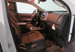 2022 Chevrolet Colorado - Image 27