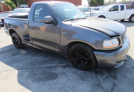 2004 Ford F-150 Lighting