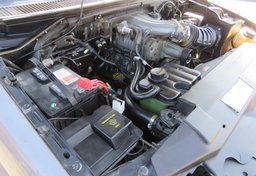 2004 Ford F-150 Lighting - Image 45