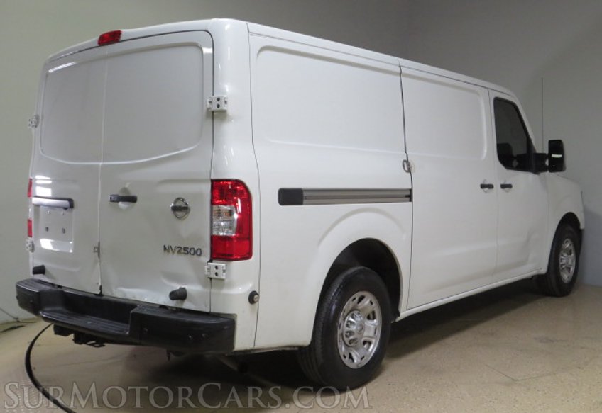 2021 Nissan NV - Image 8