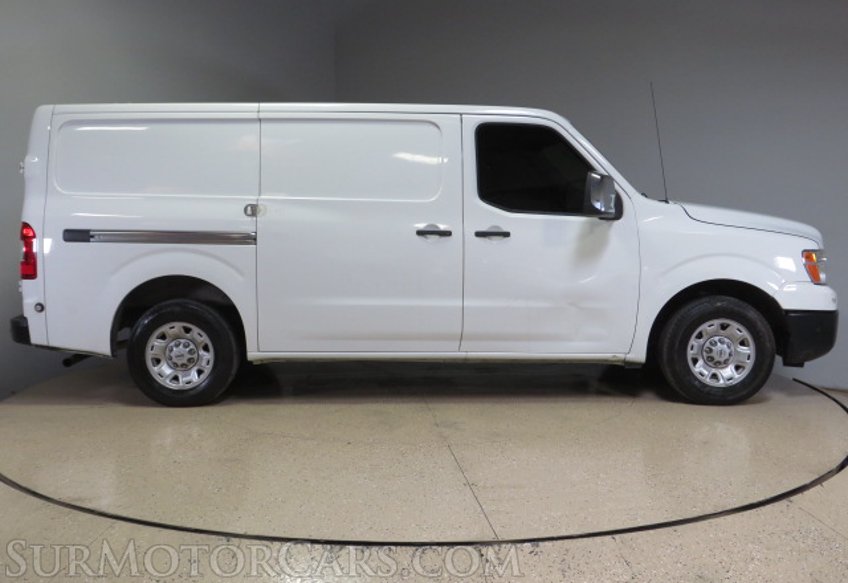 2021 Nissan NV - Image 10