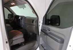 2021 Nissan NV - Image 20