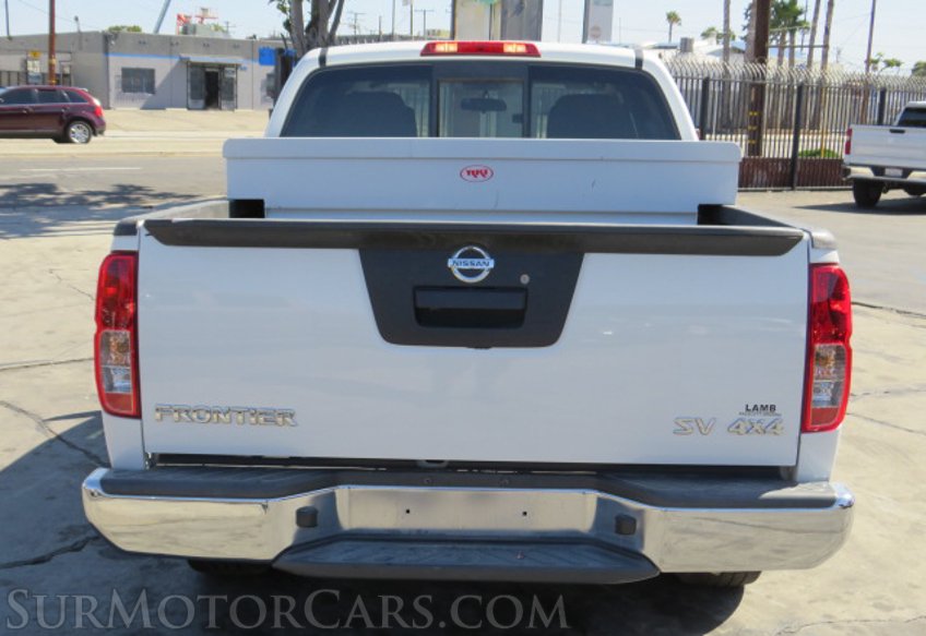 2019 Nissan Frontier - Image 10