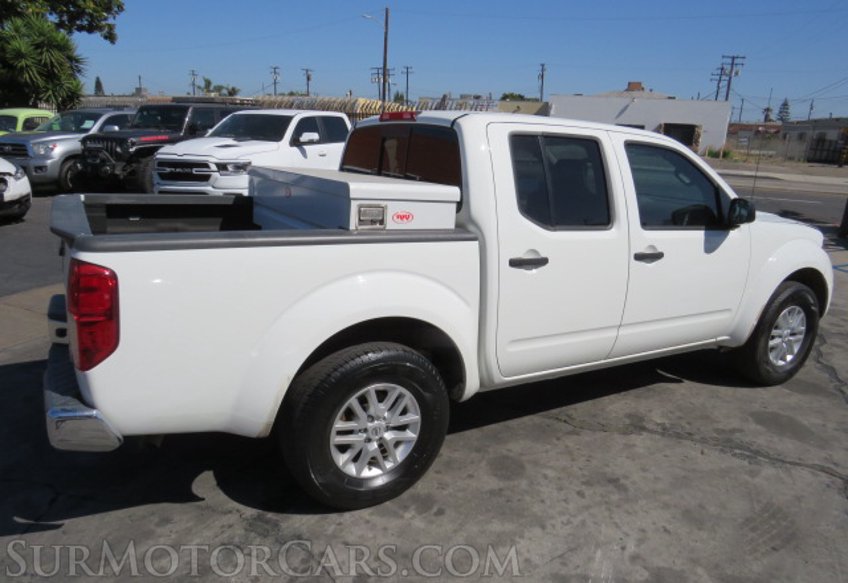 2019 Nissan Frontier - Image 5