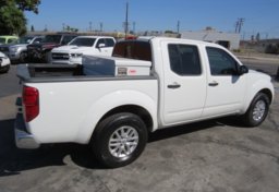 2019 Nissan Frontier - Image 5