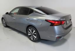 Thumbnail of 2021 Nissan Altima