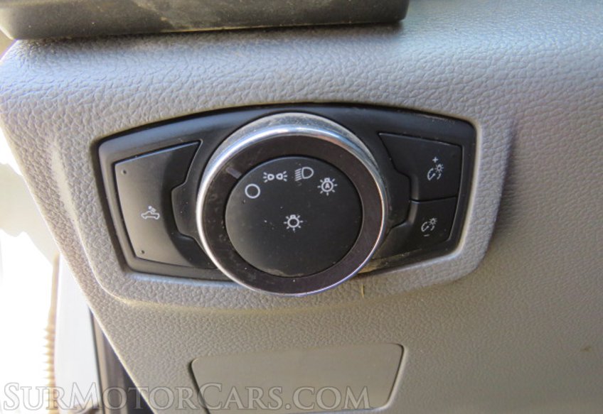 2019 Ford Super Duty F-350 SRW - Image 40