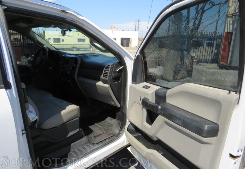 2019 Ford Super Duty F-350 SRW - Image 26