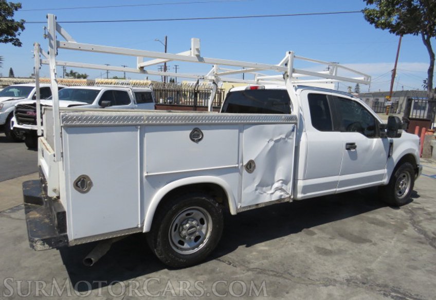 2019 Ford Super Duty F-350 SRW - Image 6