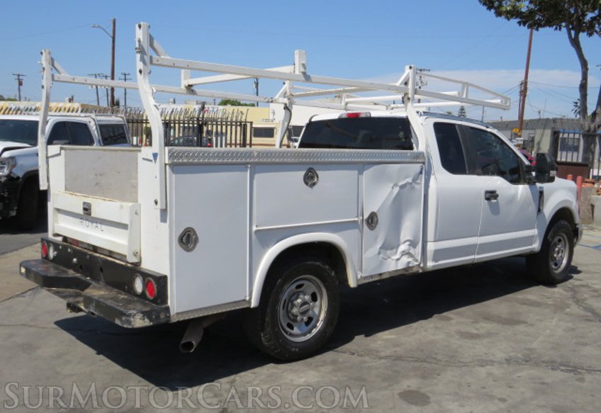 2019 Ford Super Duty F-350 SRW - Image 9