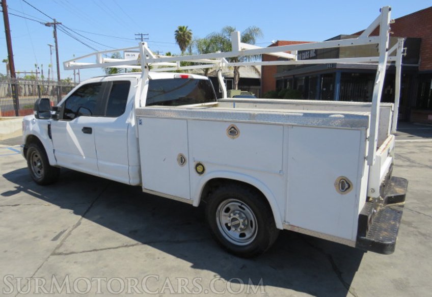 2019 Ford Super Duty F-350 SRW - Image 5