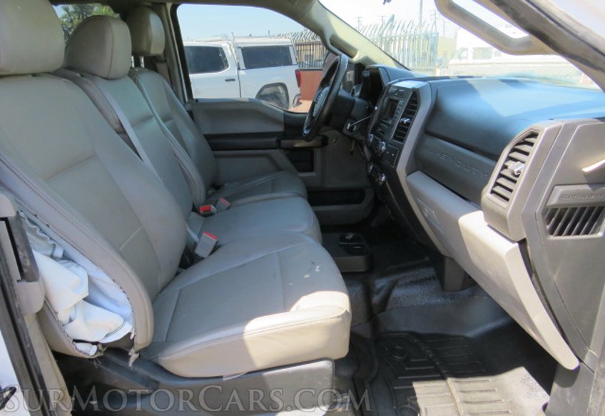2019 Ford Super Duty F-350 SRW - Image 30