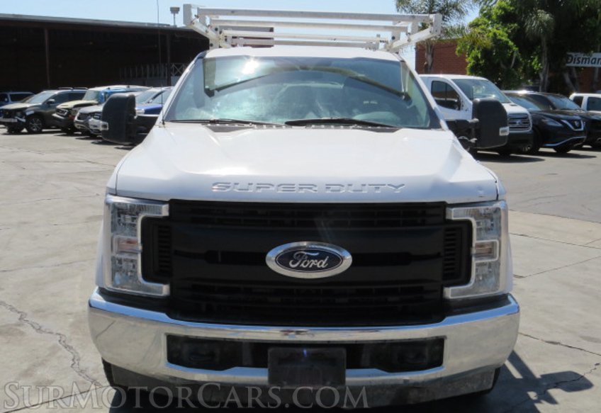 2019 Ford Super Duty F-350 SRW - Image 10