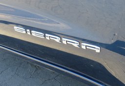 2022 GMC Sierra 1500 - Image 22