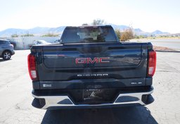 2022 GMC Sierra 1500 - Image 11