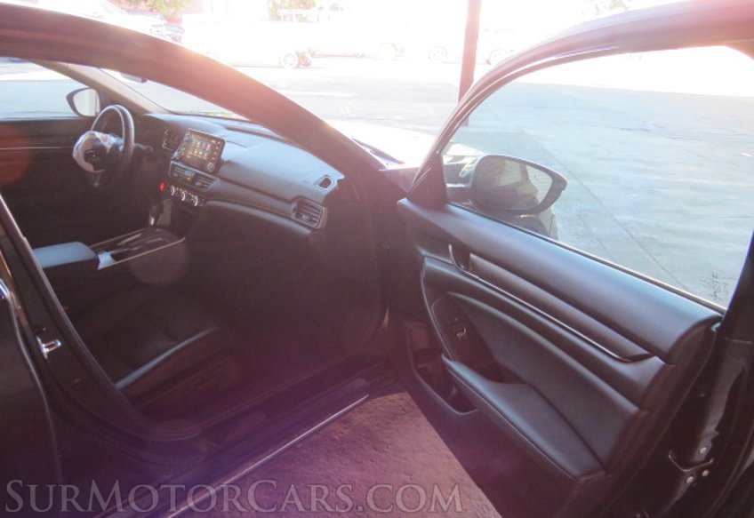 2018 Honda Accord Sedan - Image 19