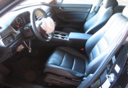 2018 Honda Accord Sedan - Image 26