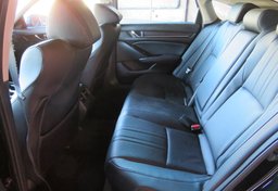 2018 Honda Accord Sedan - Image 28