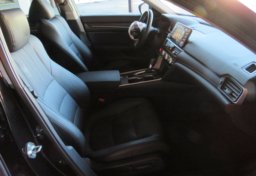 2018 Honda Accord Sedan - Image 23