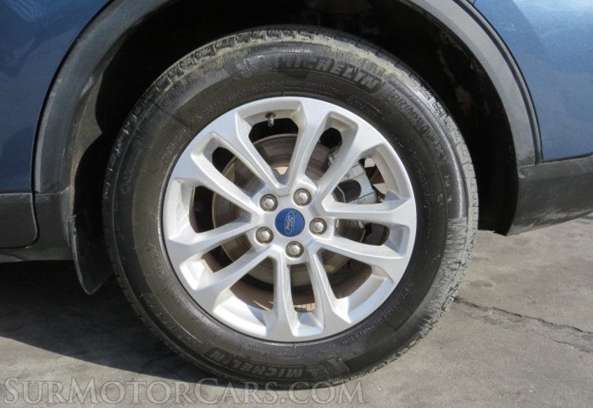 2020 Ford Escape - Image 11