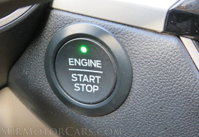 2020 Ford Escape - Image 41