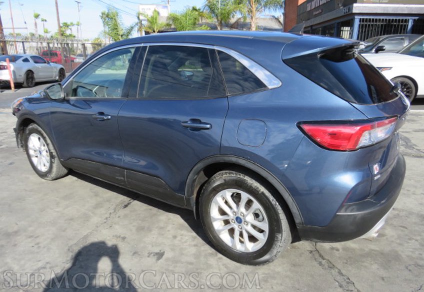 2020 Ford Escape - Image 9