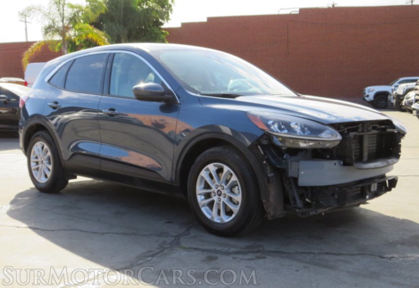 2020 Ford Escape - Image 4