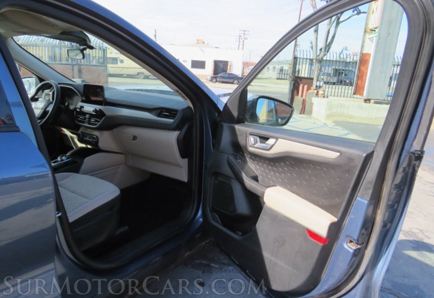 2020 Ford Escape - Image 20