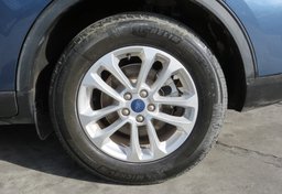 2020 Ford Escape - Image 11