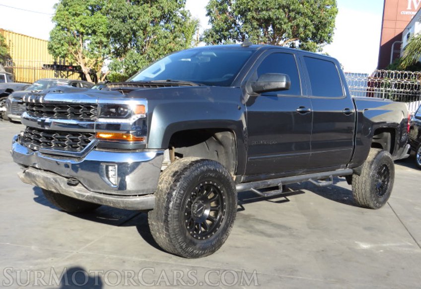 2018 Chevrolet Silverado 1500 - Image 3