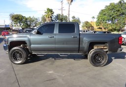 2018 Chevrolet Silverado 1500 - Image 5