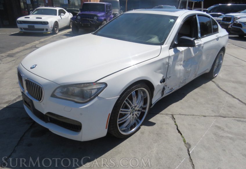 2013 BMW 7 Series - Image 4