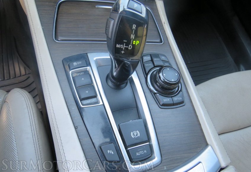 2013 BMW 7 Series - Image 37